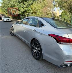 جنسس G80